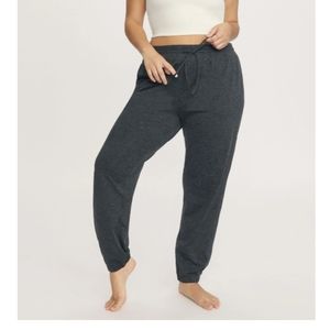 NWT Girlfriend Collective Reset Joggers